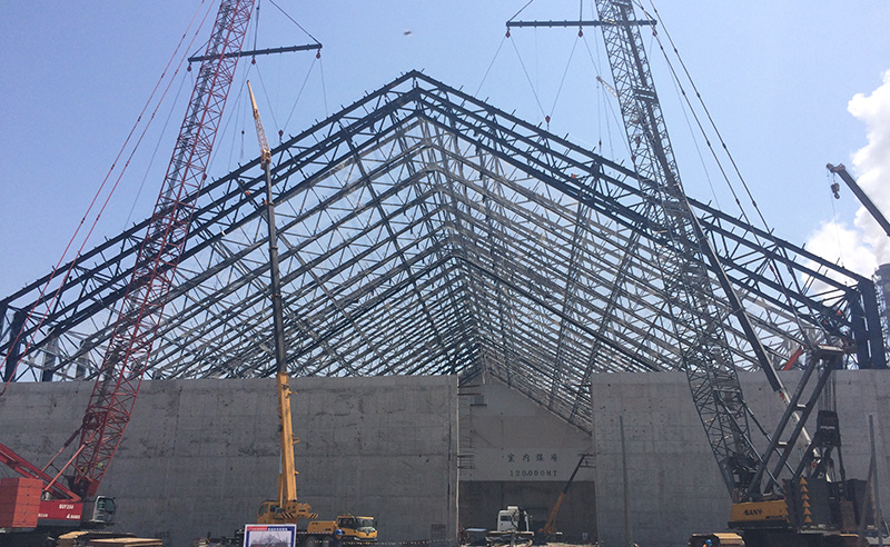 寧波臺塑電廠室內煤場鋼桁架屋架工程.jpg 寧波臺塑電廠室內煤場鋼桁架屋架工程.jpg